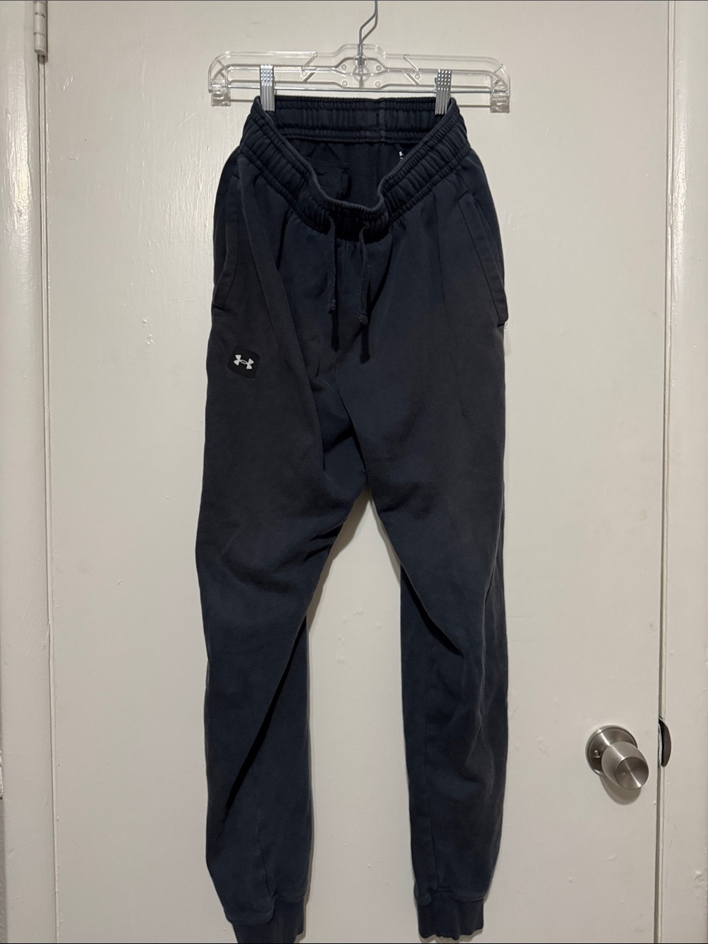 Under Armour Men’s Black Jogger Sweatpants 126